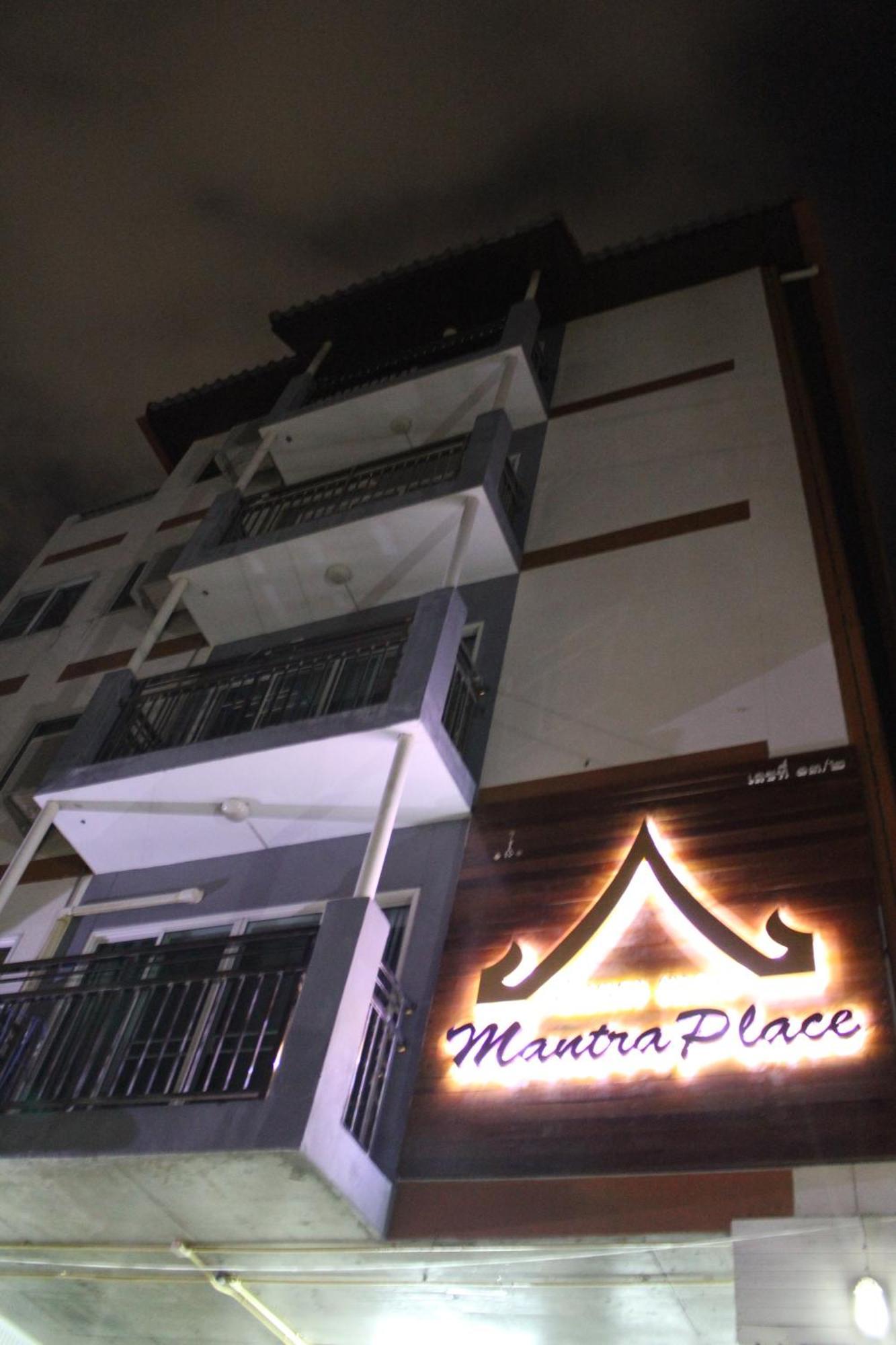 Mantra Place Hostel Chiang Mai Exterior foto